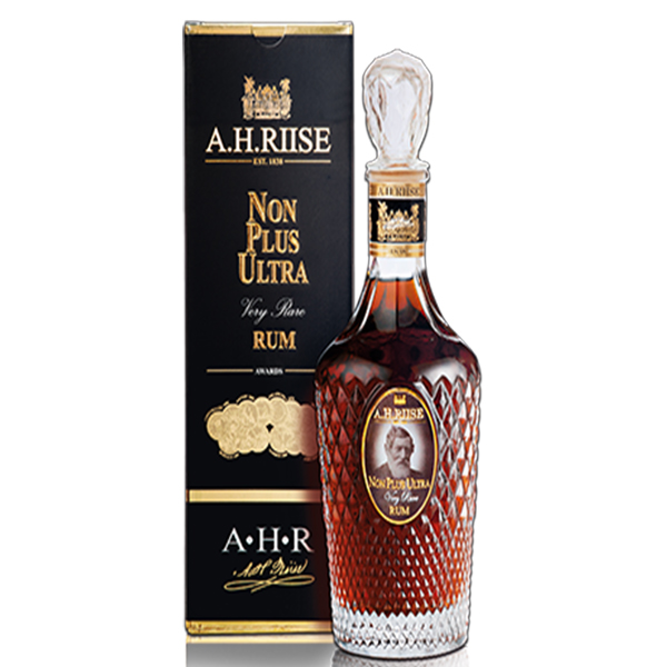 A.H. Riise Non Plus Ultra Rum 70cl – Schnapsdealer