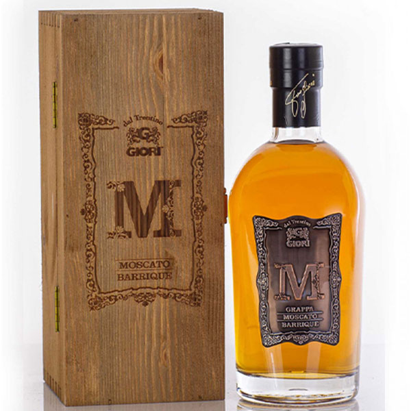 Giori-“M”-Grappa-Moscato-Barrique-70cl